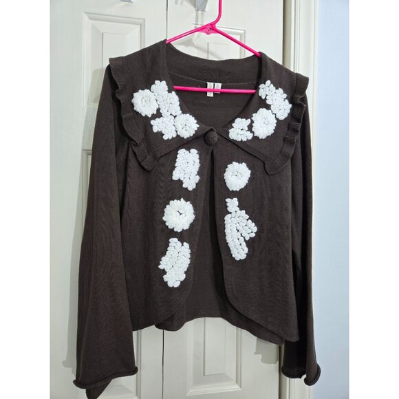 Brown Cardigan With White Floral Knitted Appliques & Ruffled Collar By Madison X - Picture 2 of 4